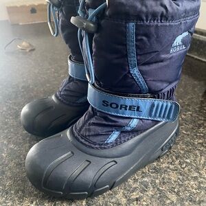 Sorel Midnight Blue and Black Snow Boots